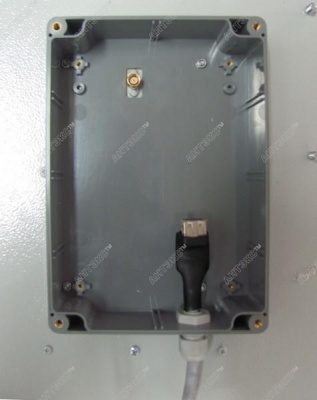 Антэкс AX-2020P BOX панельная антенна с боксом